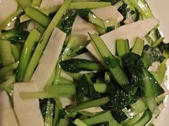 -八府香鸭·啫啫煲(华山路店)