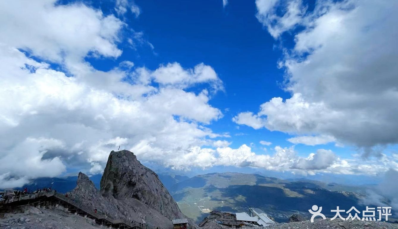 云南拾光＃登顶玉龙雪山