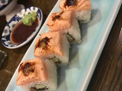 三文鱼焦糖卷-小山日本料理(电子大厦店)