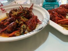 -去吃龙虾|鲜活小海鲜·鲜货烧烤(红林世界城店)