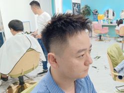 点击看大图 -沐染造型专业烫发染发