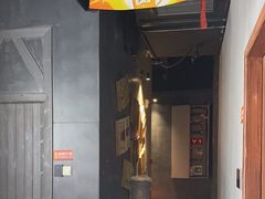 -YOGO优果密室逃脱(新佳丽广场店)