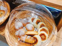 -沁屋面包店(人民东路店)