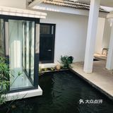 打卡网红咖啡店