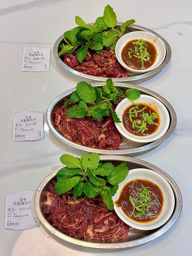 潮州首家！！薄荷烤牛肉！！好好吃…[流泪][流泪]