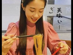 -何记花甲(海岸城旗舰店)
