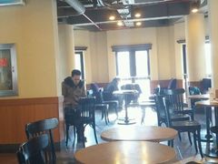 大堂-星巴克(红房子店)