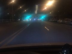 -愉肴麻辣香锅(中山路店)