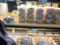 面包甜点陈列柜-飘香心语(官亭路店)