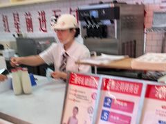 -红星前进面包牛奶公司(五道口购物中心店)