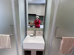 -东方体育中心(地铁站)