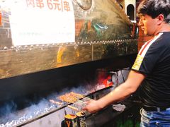 -维吾尔餐厅(宜山路店)