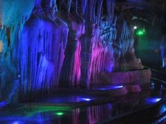 -泰安地下龙宫景区