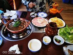 -银同牦牛肉火锅
