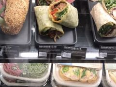 -星巴克臻选(周浦万达店)