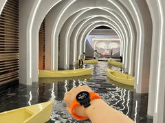 -涨巢·潮玩水疗局