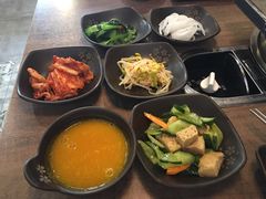 香猪坊餐前小菜-香猪坊韩国烤肉专属门店(魏公村店)