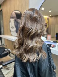 -奈川烫染Salon