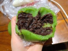 豆沙青团-许阿姨糕团店(南京总店)