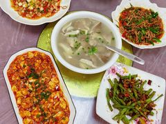 -洪霞餐馆