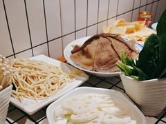 -山悦里 山野·鲜火锅(罗斯福广场店)