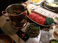 -蘑界·野生菌火锅(深业上城店)