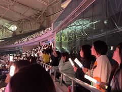 -上海体育场