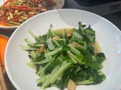 -川流不息·地道川菜·小龙虾(松东路店)