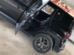 -一嗨租车(凤凰机场店)