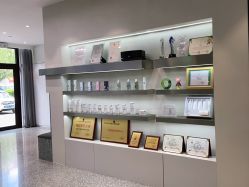 -三只熊皮肤管理中心旗舰店
