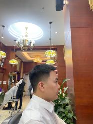 -尼特斯男士发型馆