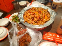 -胖哥俩肉蟹煲(湖滨银泰in77店)