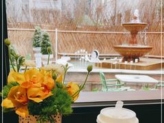 -潮一不贰·法式甜品·生日蛋糕·西式简餐(外滩店)