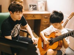 -何顺华吉他沙龙