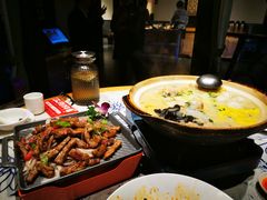 -江南韵·无锡太湖文化体验餐厅(凤凰天街店)