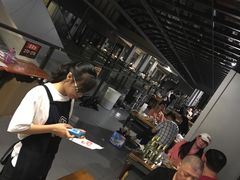 -琥珀老六龙虾(四里河店)