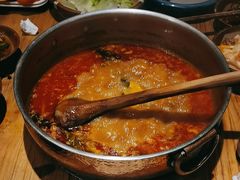 -黔诚多彩火锅(甲秀楼店)