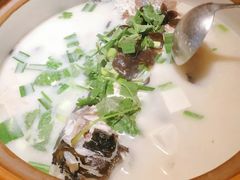 -姜君·千岛湖鱼头馆(浦东大道店)