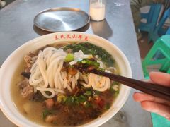 -文山荷鲜居(翠湖店)