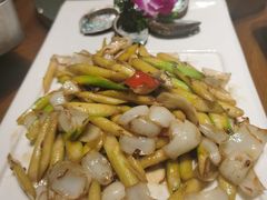 -黄泥岗·地道湖北菜(奥特莱斯店)