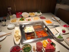 -海底捞火锅鲜切牛肉主题店(长寿路店)