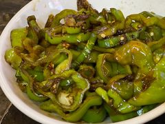 新广州虎皮辣椒-小粤楼·怀旧粤菜(万辉国际广场店)