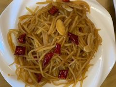 酸辣土豆丝盖饭-华天二友居肉饼(宫门口店)