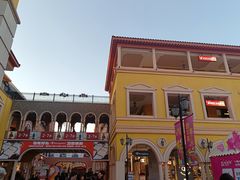 -首创奥特莱斯(西安店)