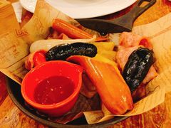 -more than meow吴止猫主题餐厅(承德 中船汇店)