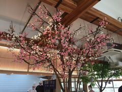 -蜜桃餐厅·伴山(湖滨商业街店)