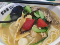 -蒙自源米线(东城星河城店)
