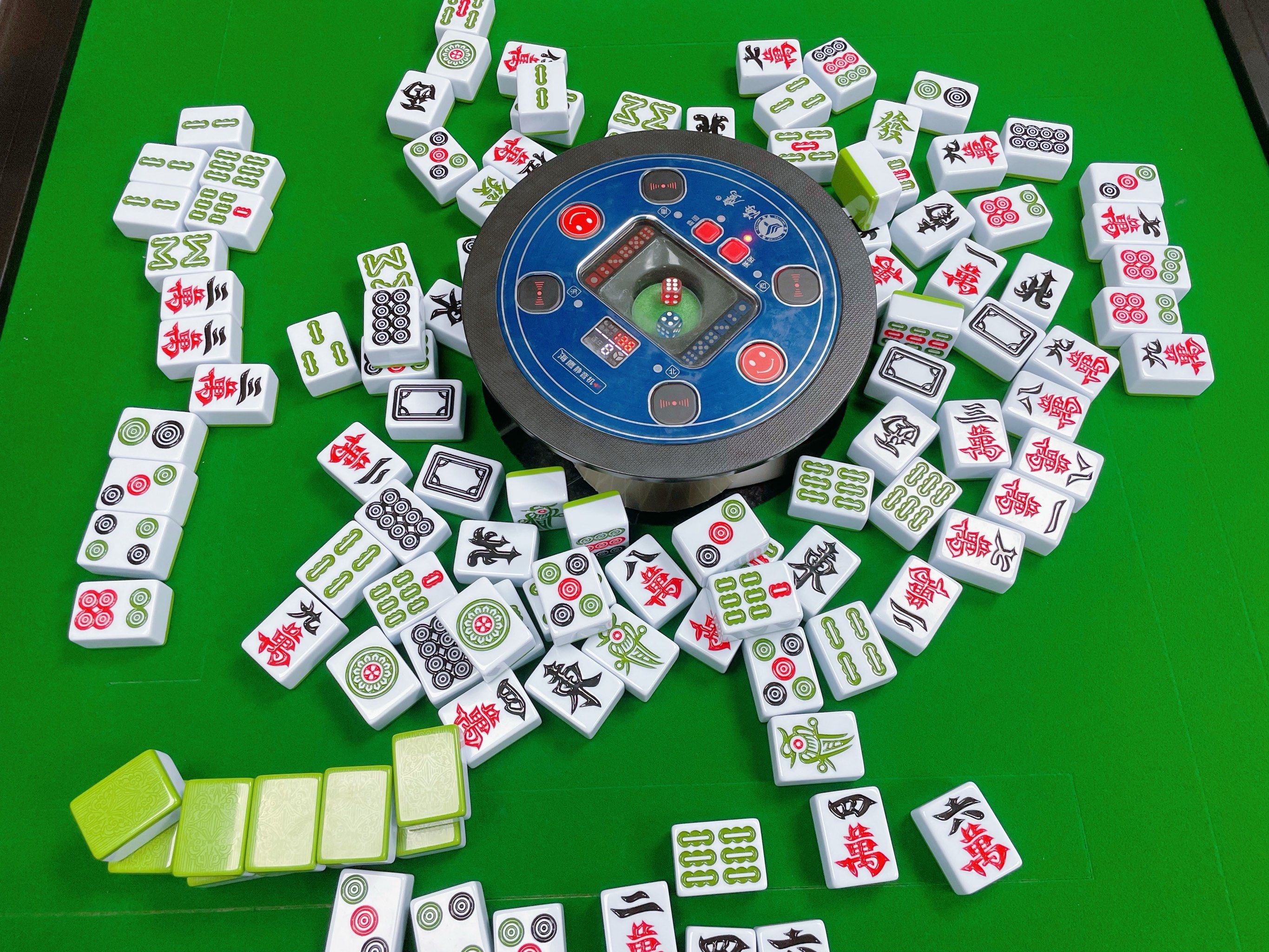 和好友来一场麻将局叭