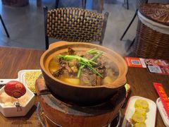 -阿润打边炉·鲜切鸡煲(华漕店)