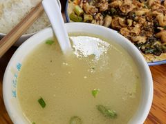 -温记府廟豆汤饭·始于1955年(海椒店)